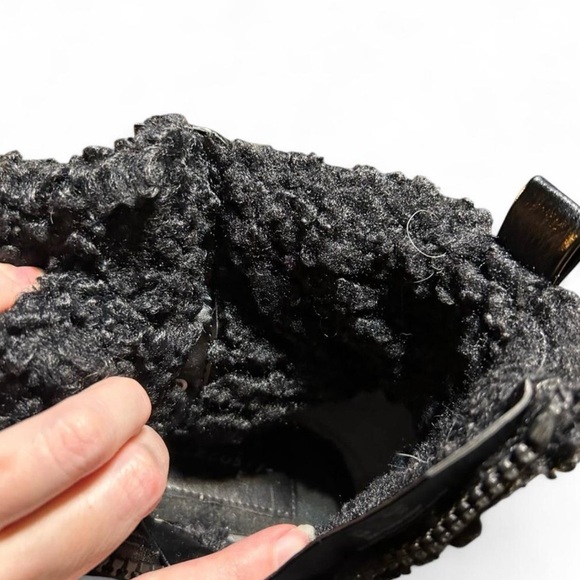 Circus by Sam Edelman Black Ankle Boots with Fur Detail - Picture 7 of 8